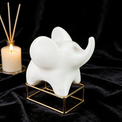 Creative Mini Elephant Sculpture: Minimalist Accent for Home Office Desk Decor