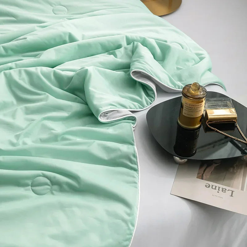 Air Condition Comforter for Summer Pure Color Ice Silk Cooling Blanket Lightweight and Smooth Twin/King Size Cold Quilt