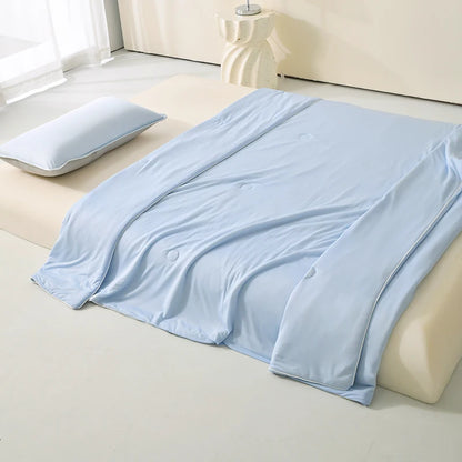 Air Condition Comforter for Summer Pure Color Ice Silk Cooling Blanket Lightweight and Smooth Twin/King Size Cold Quilt